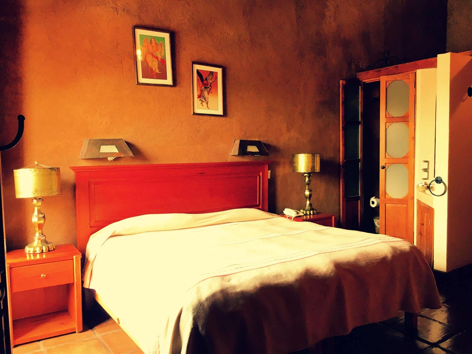 Hotel Refugio del Angel Pátzcuaro Buitenkant foto