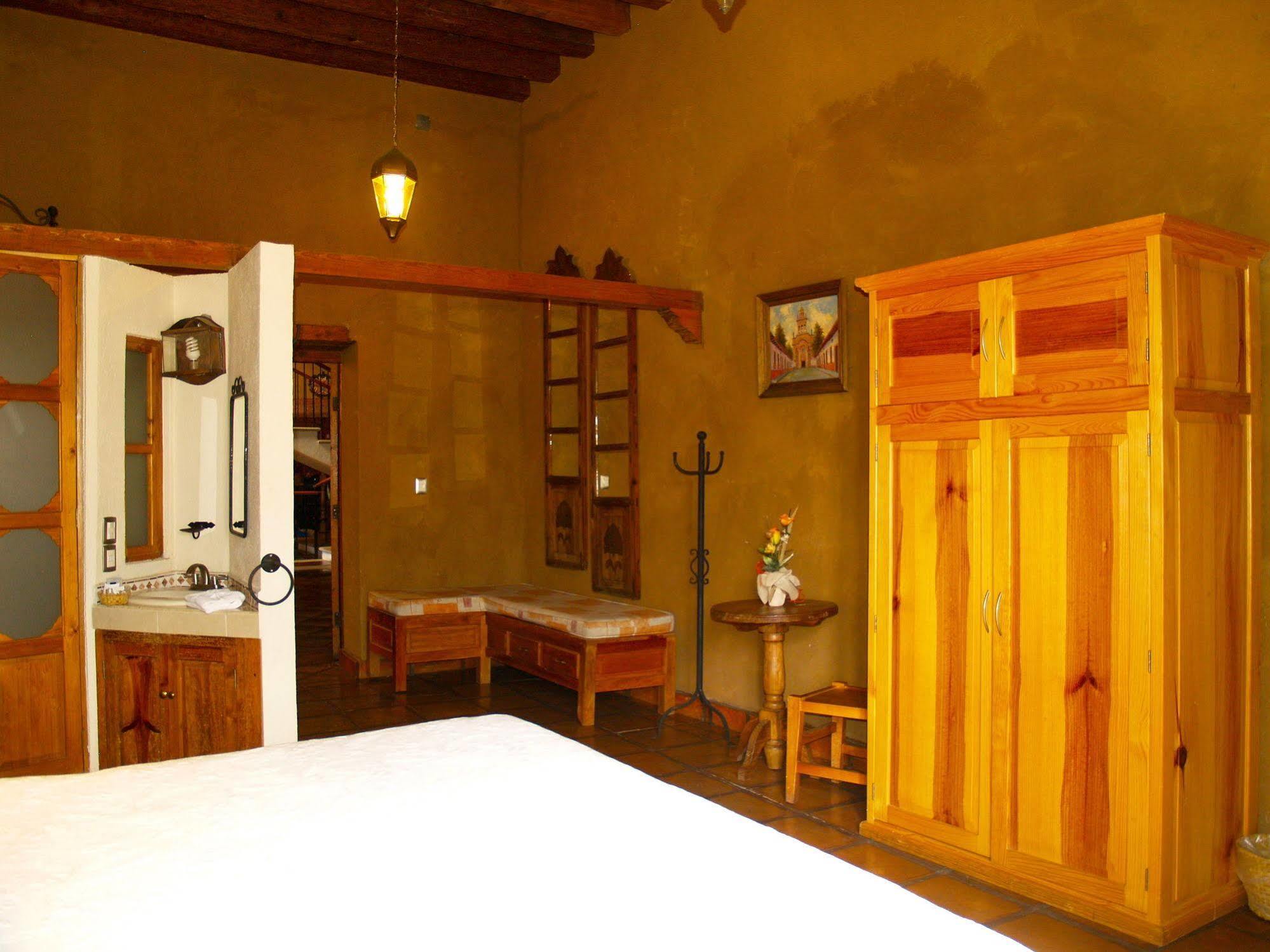 Hotel Refugio del Angel Pátzcuaro Buitenkant foto