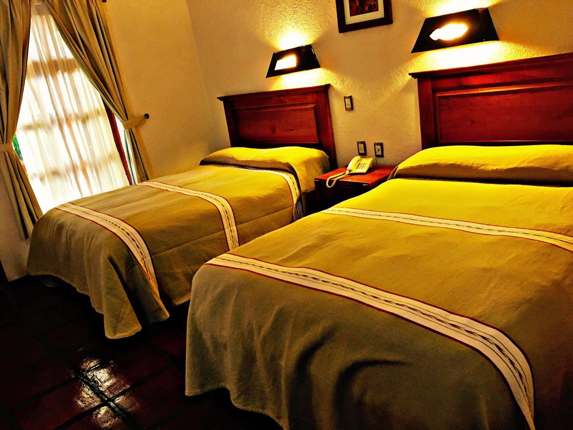 Hotel Refugio del Angel Pátzcuaro Buitenkant foto
